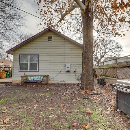 Pet-Friendly Austin Home With Private Yard And Deck! Exterior photo